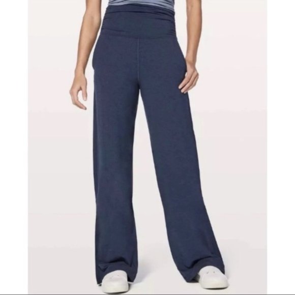 EUC lululemon Athletic "Take It Easy Pants" - Picture 2 of 9